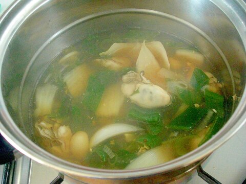 牡蠣と葱のしょうゆスープ